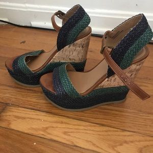 Blue and cork wedges